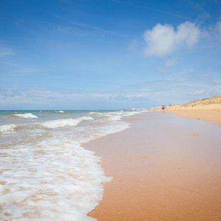 Village Vacances Le Petit Bec Сент-Илер-де-Рье Экстерьер фото